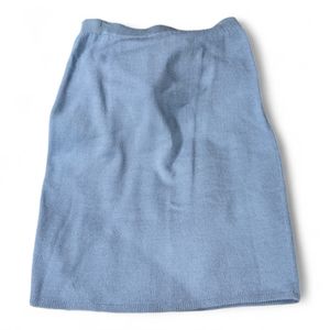 St. John Knit Knee Length Skirt Light Blue Size 10